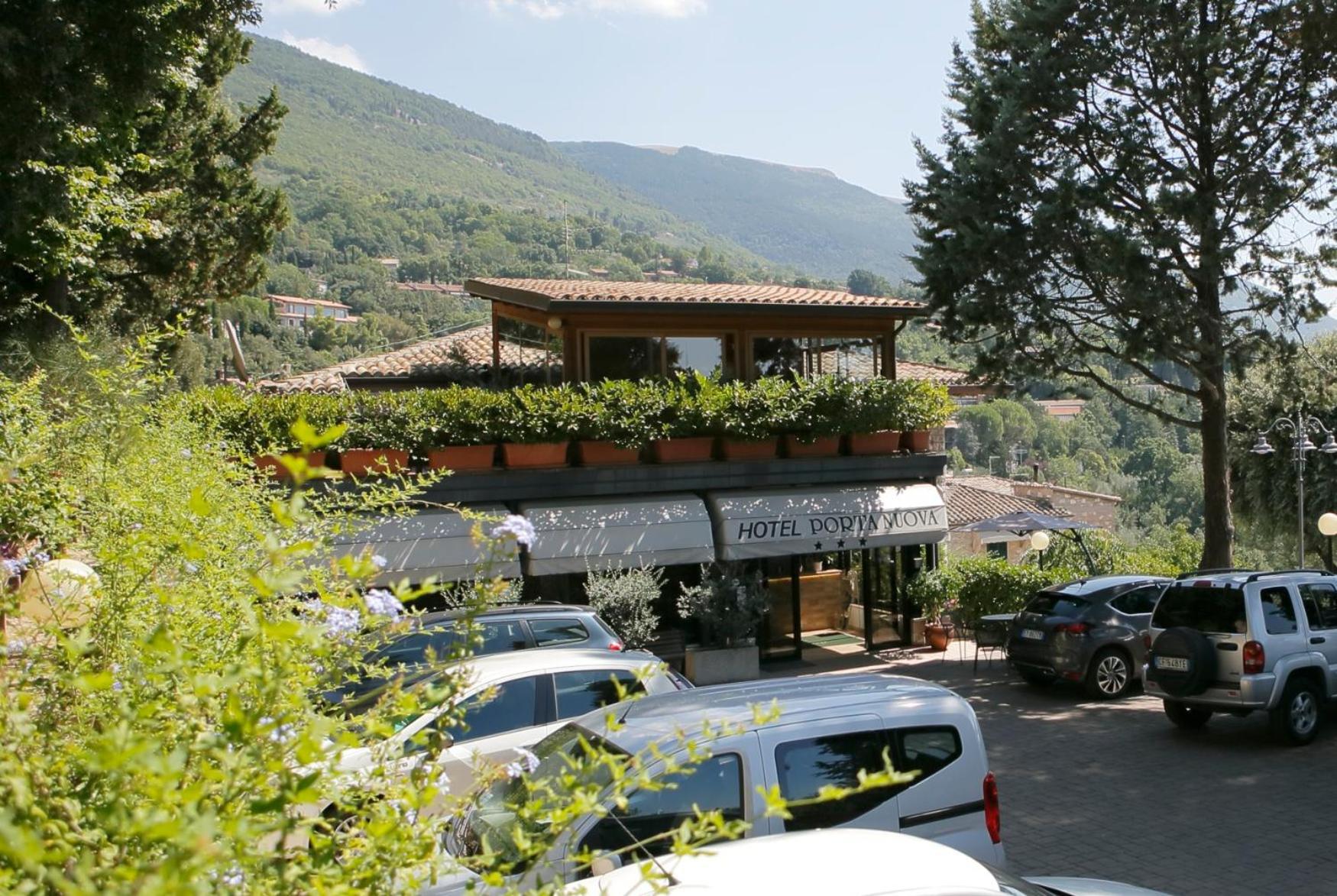 Hotel Porta Nuova Assisi Exterior foto